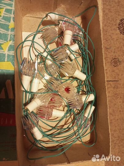 Ёлка, ёлочные украшения, маски