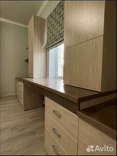 Детская учебная зона у окна по вашим размерам