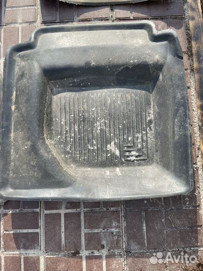 Ковер в багажник волга