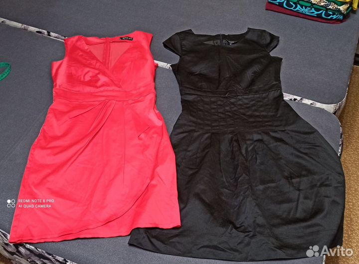 Много платьев