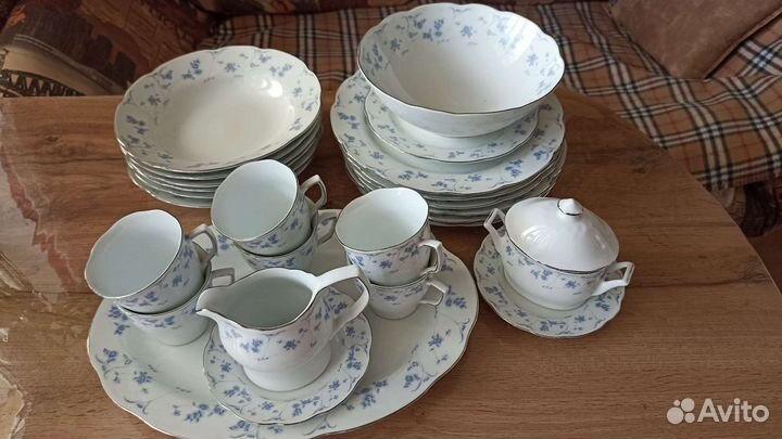 Набор столовой посуды на 6 персон