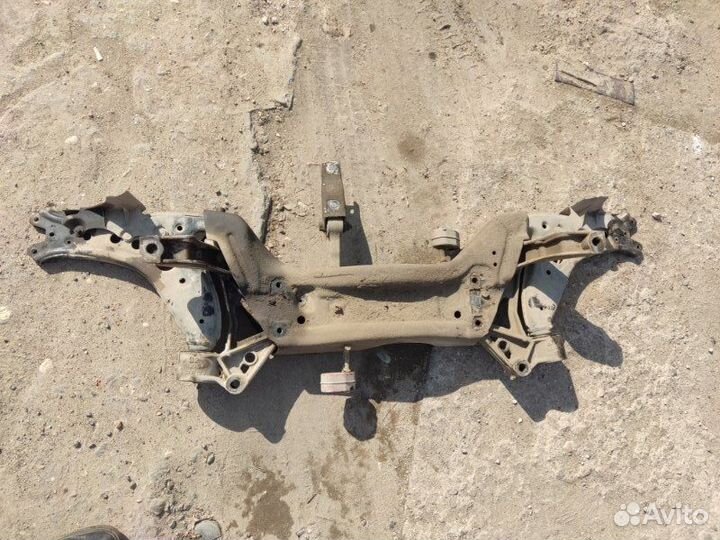 Подрамник Skoda Fabia 2 2009