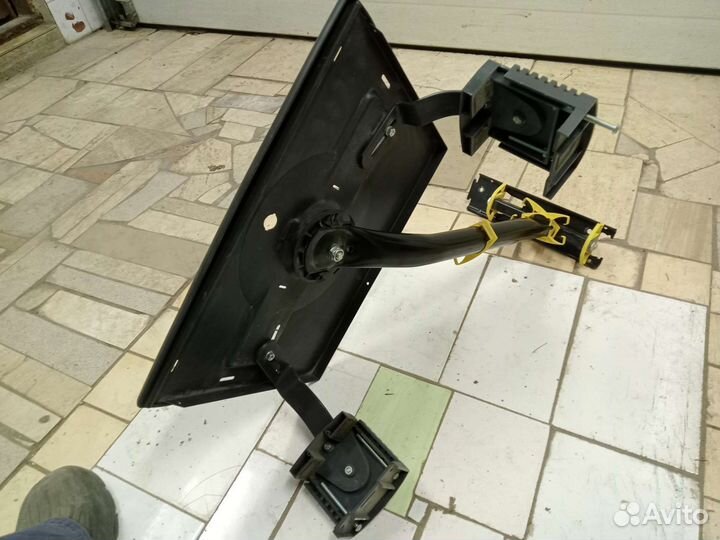 Держатель для телевизора