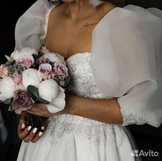 Платье свадебное