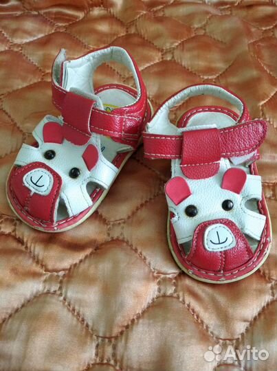 Босоножки для девочки