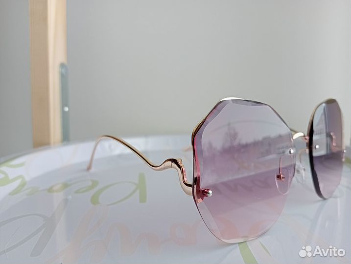 Очки солнцезащитные новые