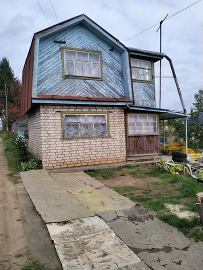 Дача 50 м² на участке 6 сот.