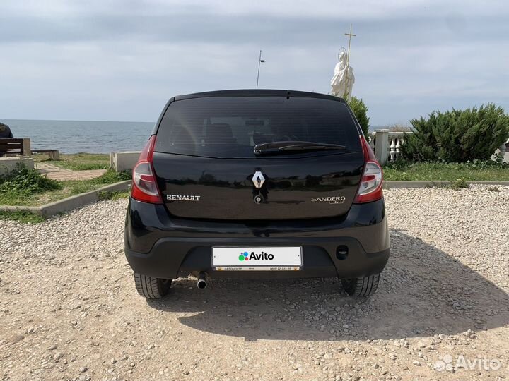 Renault Sandero, 2012
