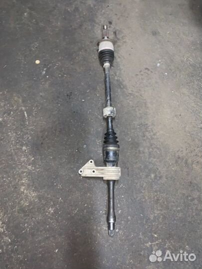 Привод передний правый Suzuki Sx4 M16A АКПП