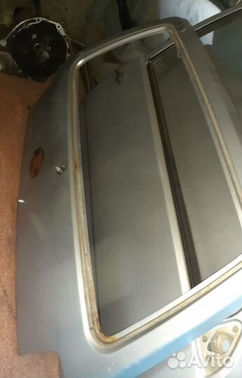 Дверь передняя правая ока