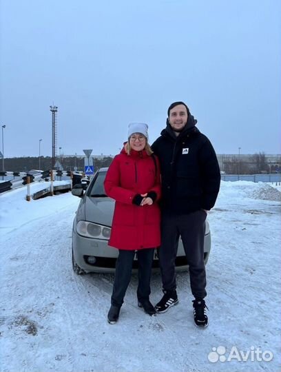 Инструктор по вождению на автомате