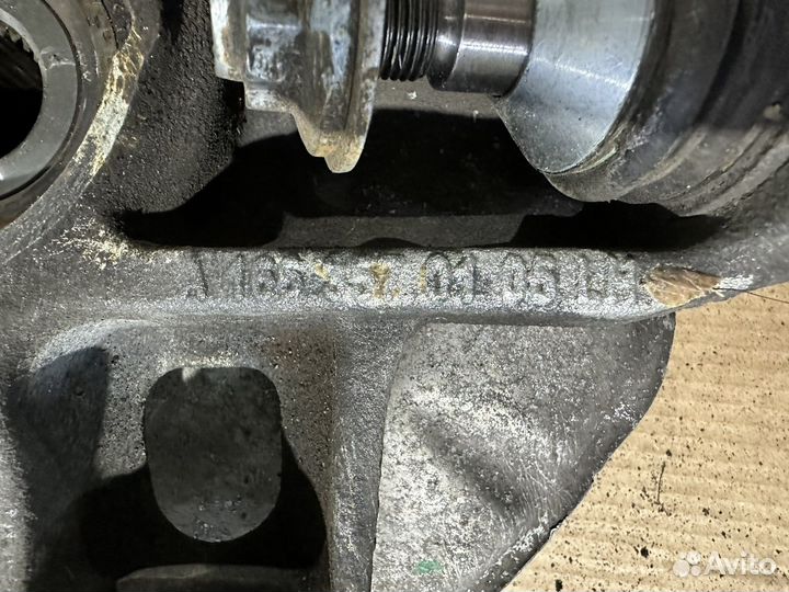 Задний кулак в сборе Mercedes gle w166 w292