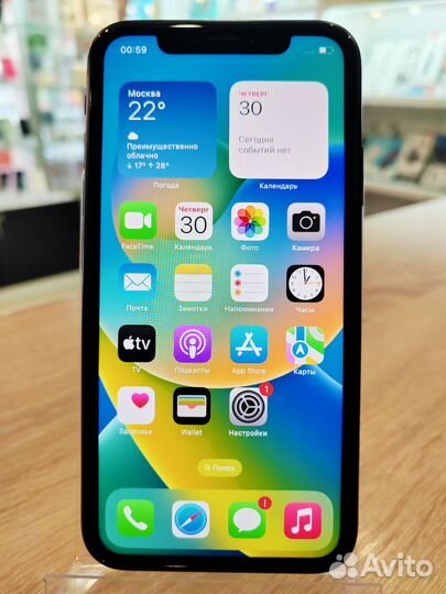 iPhone X, 64 ГБ