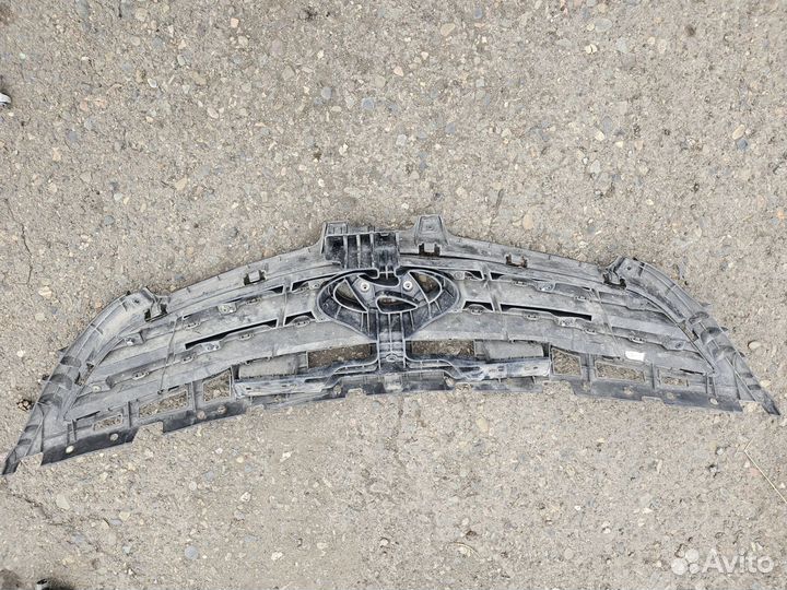 Решетка радиатора hyundai solaris 2014, G4FA 1.6