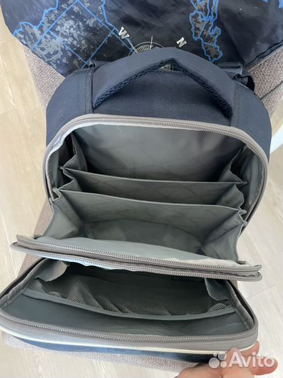 Рюкзак школьный для мальчика 1-4 кл