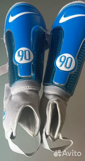 Щитки футбольные nike