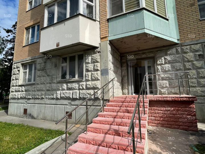 Продам торговое помещение, 126.7 м²