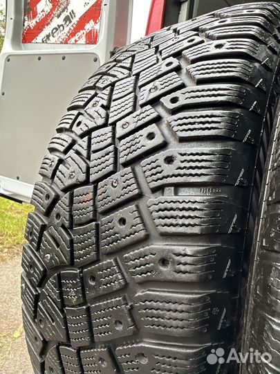 Continental IceContact 2 SUV 235/65 R17
