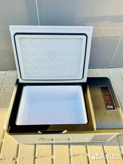 Автохолодильник компрессорный