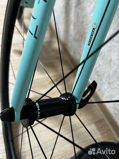 Шоссейный велосипед bianchi