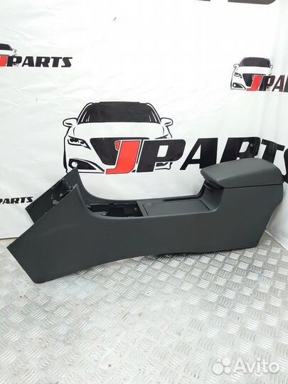 Подлокотник Mazda 3 BK рестайлинг (2006—2009)