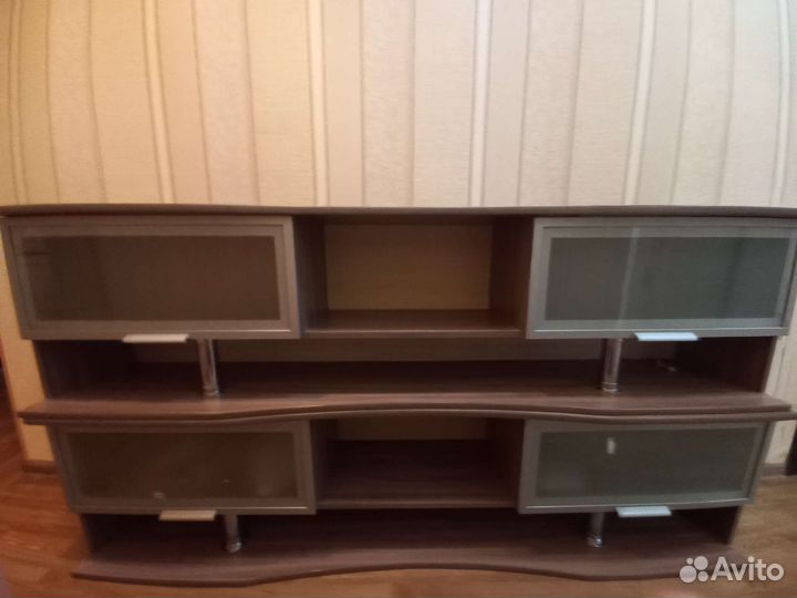 Полка книжная