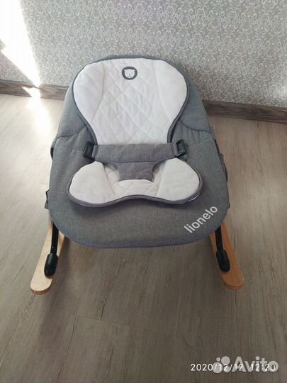 Шезлонг детский