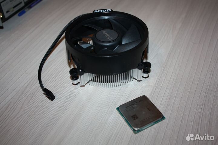 Процессор AMD Athlon X4 AM4 с кулером