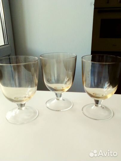 Бокалы из жёлтого стекла ссср(цена за набор)