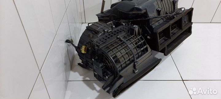 Корпус отопителя (Geely Emgrand X7)