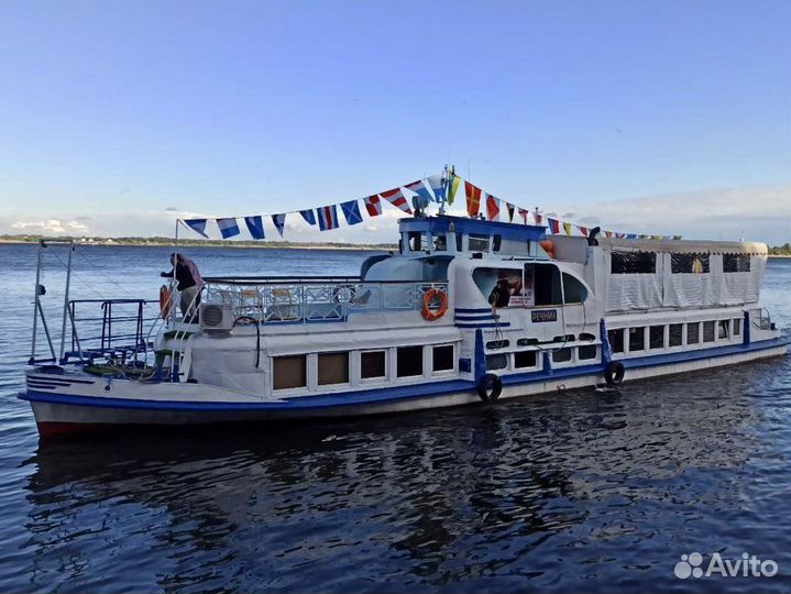 Аренда теплохода