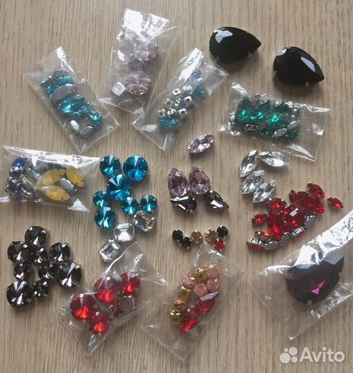 Бисер, стразы, камни, бусины, канитель