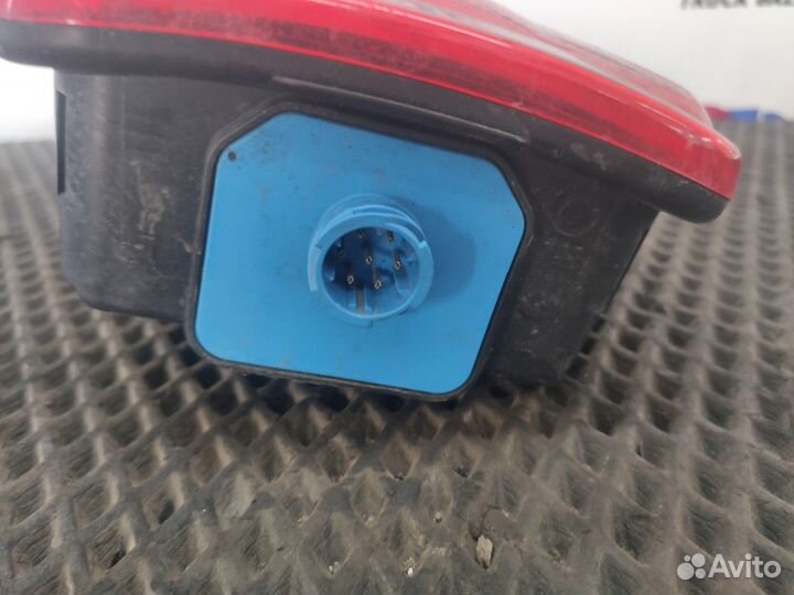 Фонарь задний левый