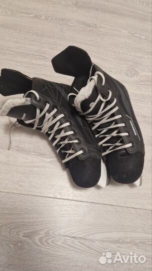 Коньки хоккейные