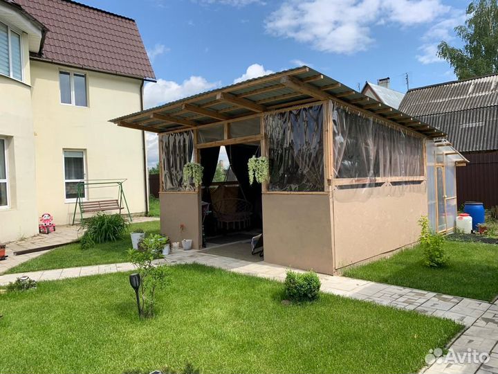 Банкетный зал в доме