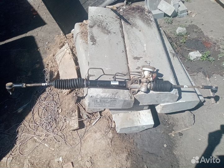 Продаётся рулевая рейка mando