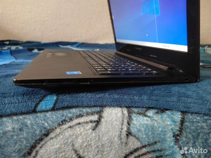 Ноутбук Lenovo