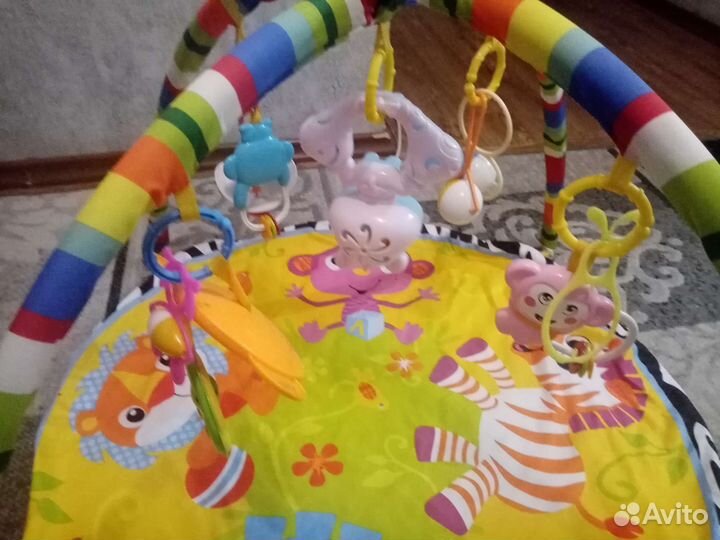 Развивающий коврик