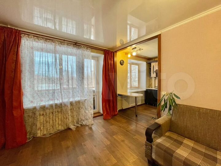 3-к. квартира, 60 м², 3/5 эт.