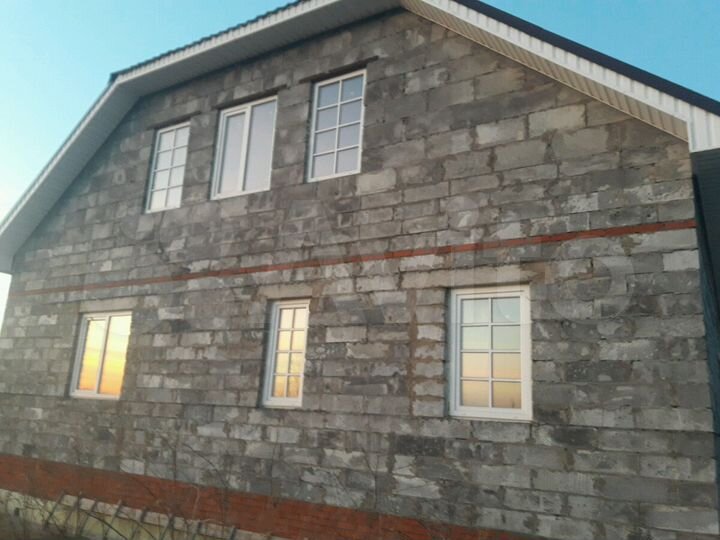 Коттедж 176 м² на участке 20 сот.