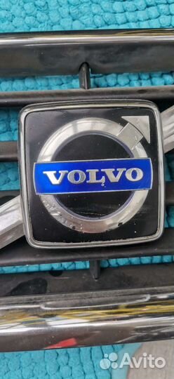 Решетка радиатора Volvo S40/V50 03-12