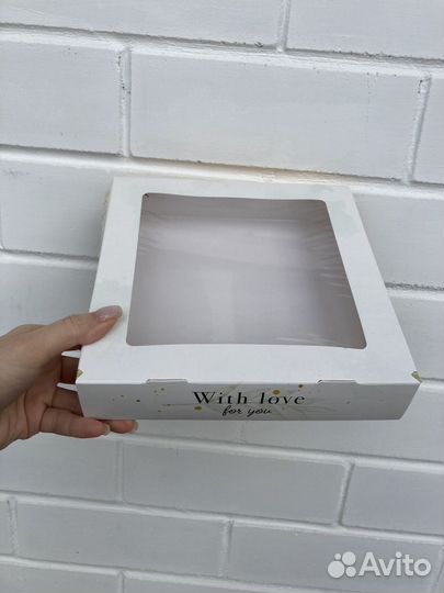 Подарочная коробка упаковка