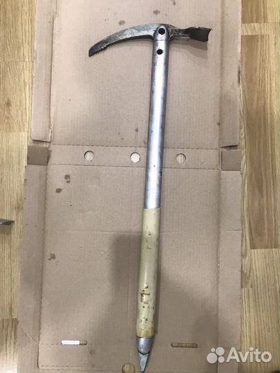 Ледоруб альпинистский