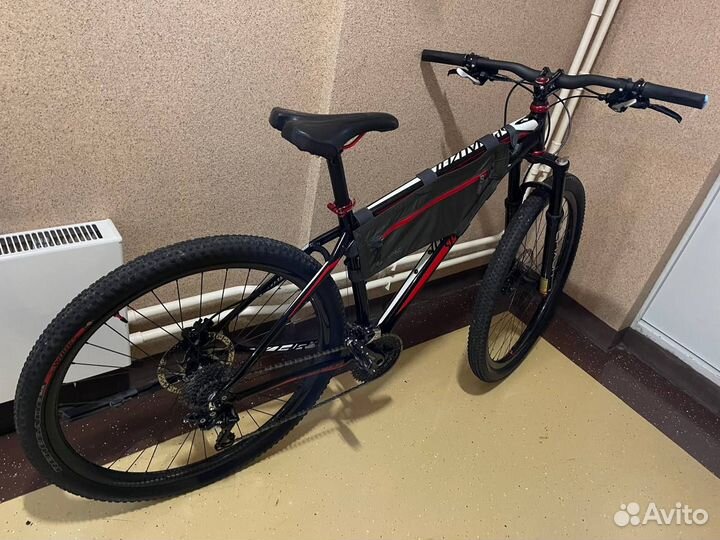 Найнер Specialized Hardrock 29 Custom