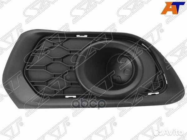 Заглушка в бампер renault sandero 14-18 LH