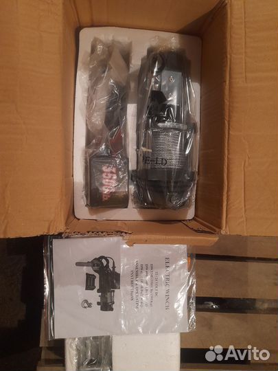 Лебедка электрическая автомобильная