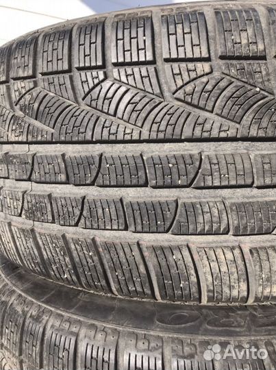 Pirelli Winter Sottozero Serie II 275/40 R20