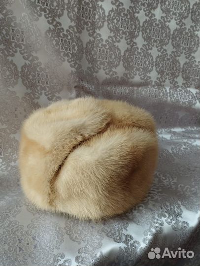 Шапка норковая женская