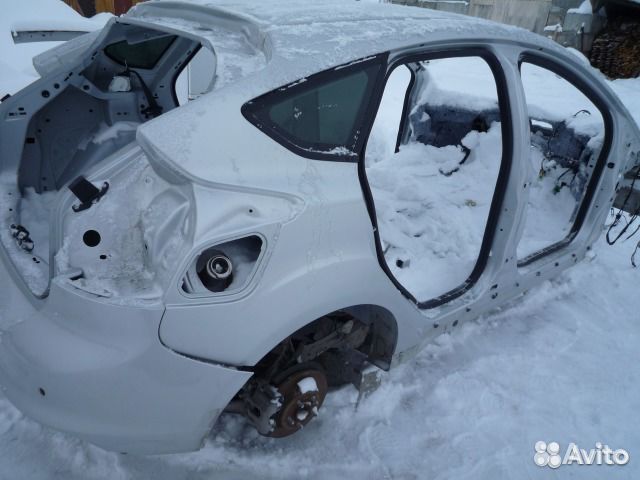 Заднее правое крыло для Форд Фокус 3