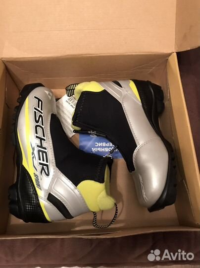 Лыжные ботинки fischer